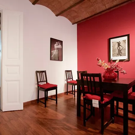 Charm Rambla Catalunya Apartment Barcelona